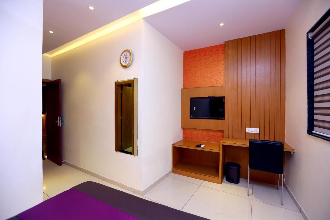 Hotel Hindustan Residency Thane Exterior foto